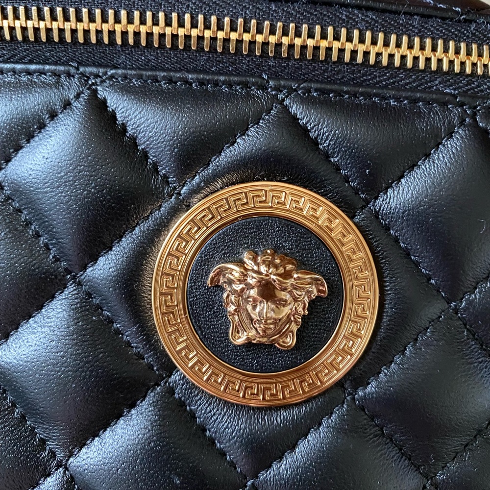 Versace Black Quilted Bum Bag, Belt Bag, Crossbody Chest Bag - Picture 5 of 12